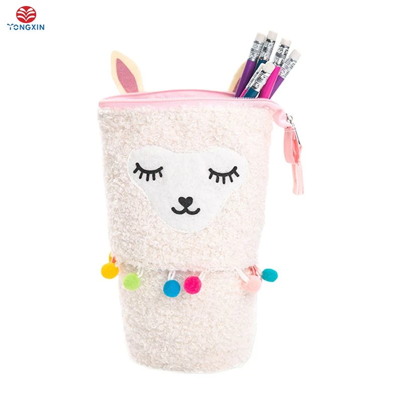 Trouță de creion drăguță în picioare Fuzzy Llama